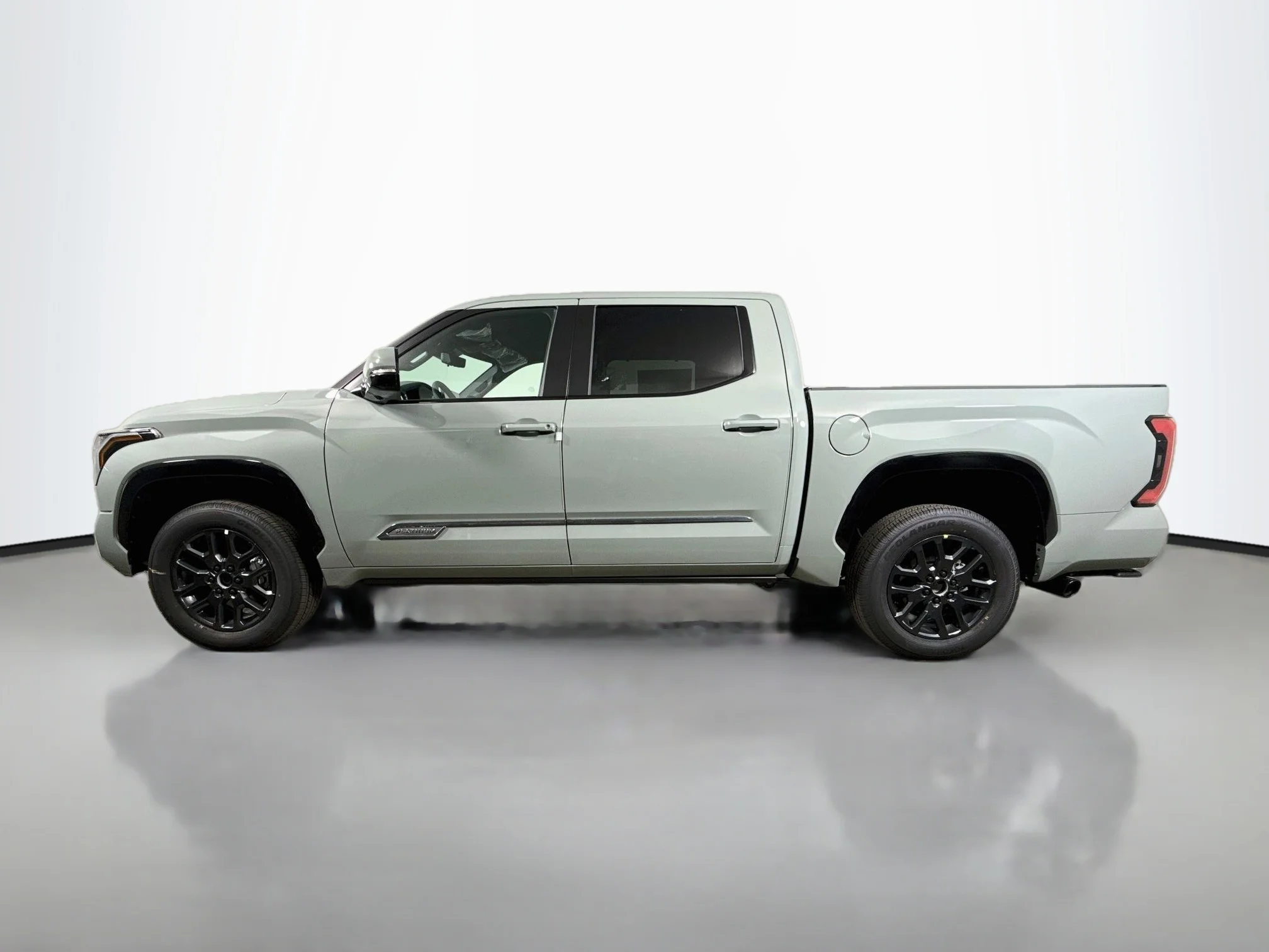 New 2026 Lunar Rock Toyota Platinum image 4