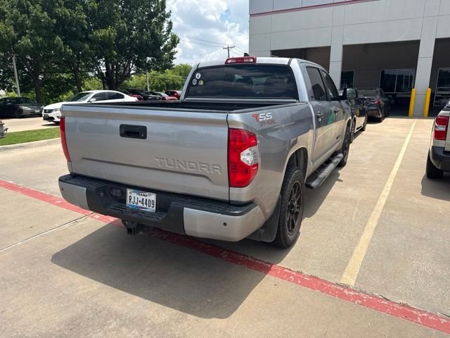 Used 2021  Toyota SR5 image 6