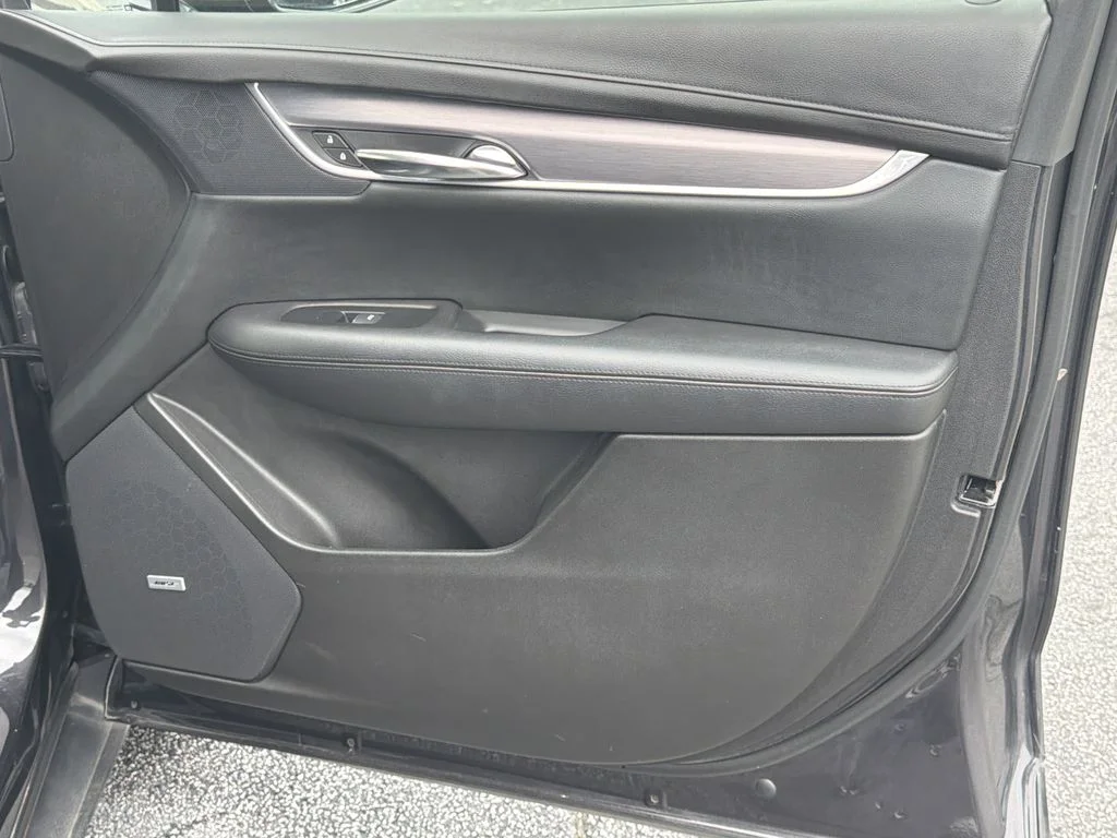 Used 2017 Gray Cadillac Luxury image 9