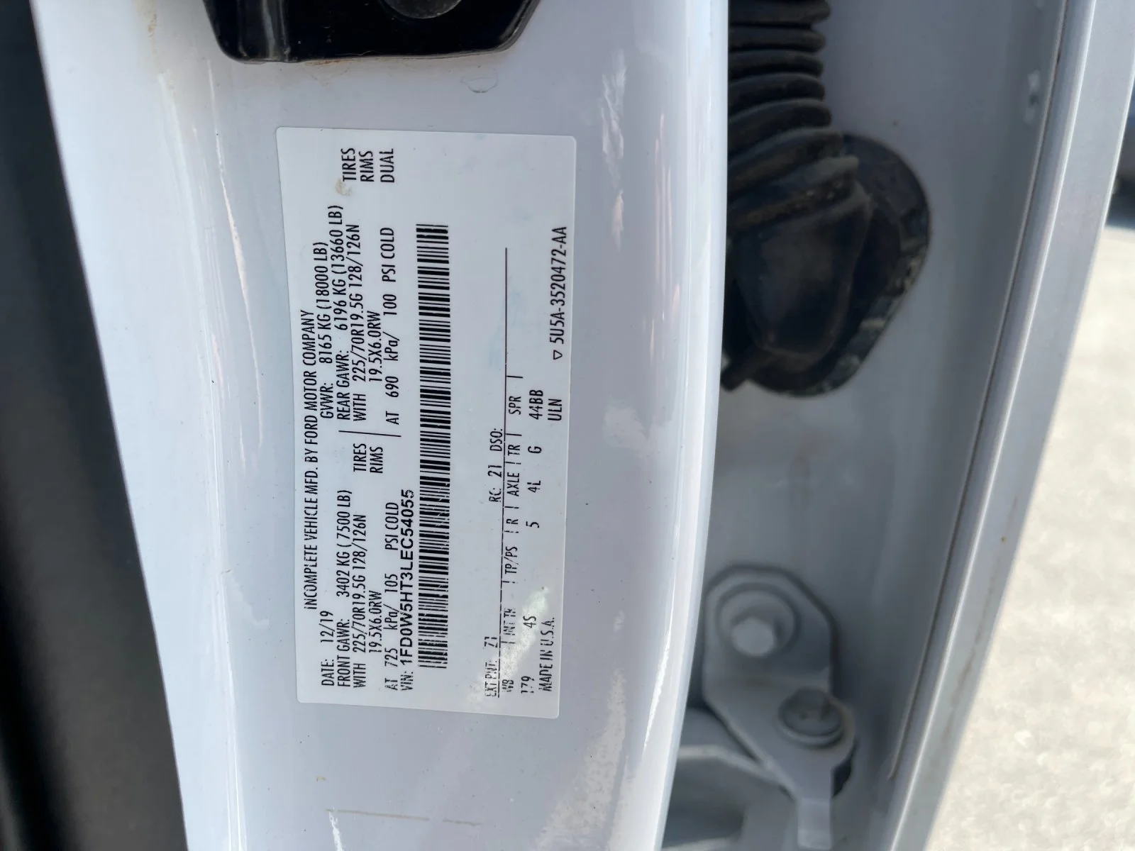 Used 2020 White Ford XL image 30