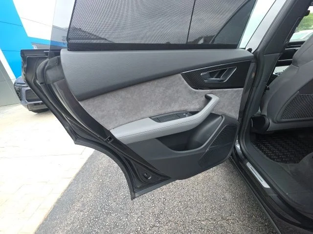Used 2022 Gray Audi 4.0T Prestige image 26