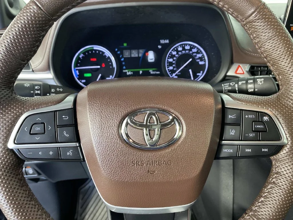Used 2024 Midnight Black Metallic Toyota Platinum image 19