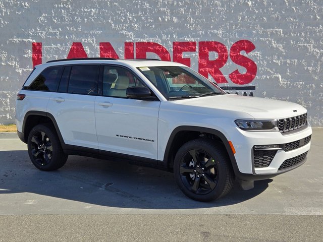 Grand Cherokee | Landers Chrysler Dodge Jeep Ram
