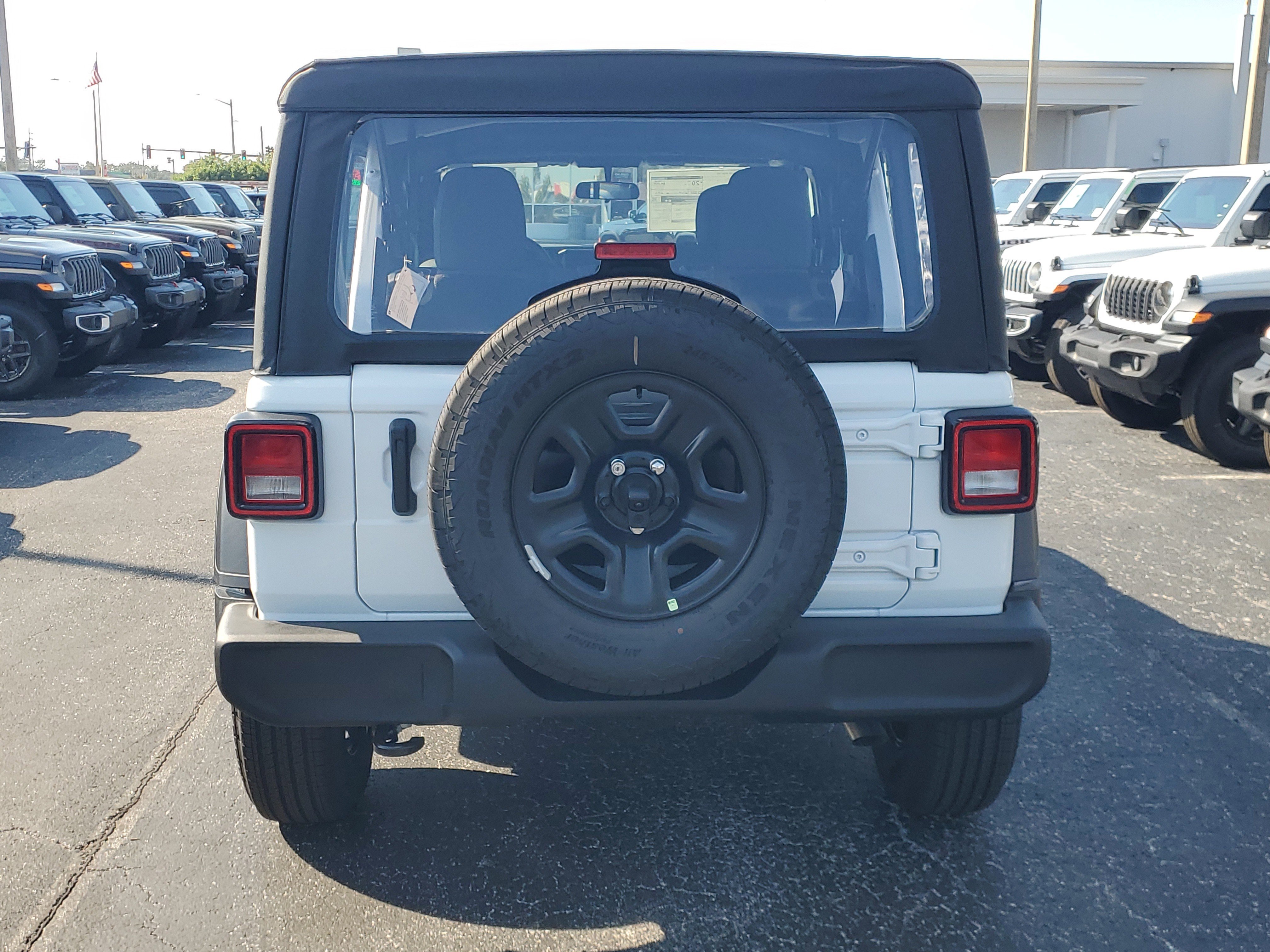 New 2026 Bright White Clear-Coat Exterior Paint Jeep Sport image 5