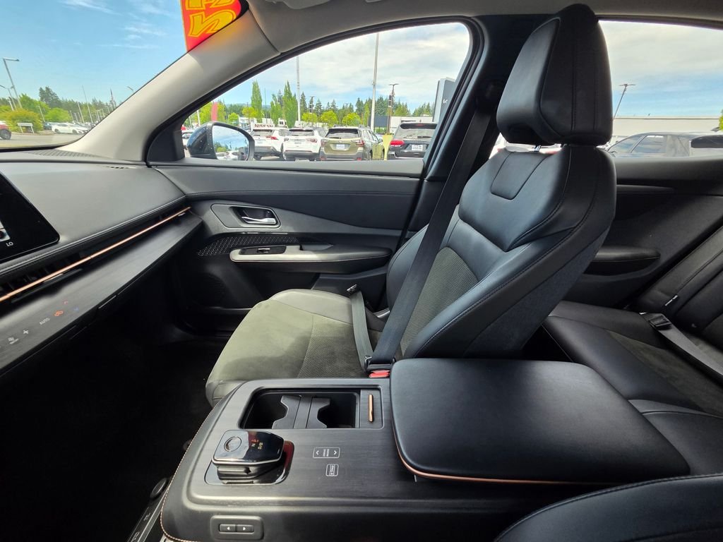 Used 2023 Blue Nissan ENGAGE e-4ORCE image 28
