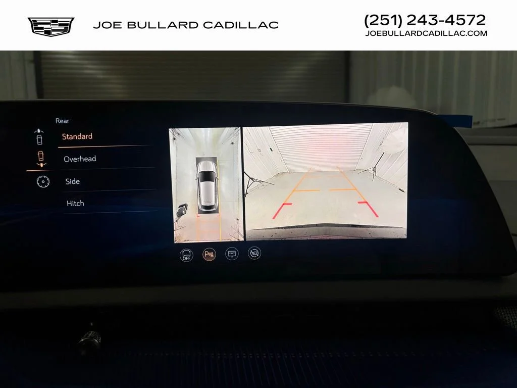2025 Cadillac OPTIQ Sport 2 - Photo 17