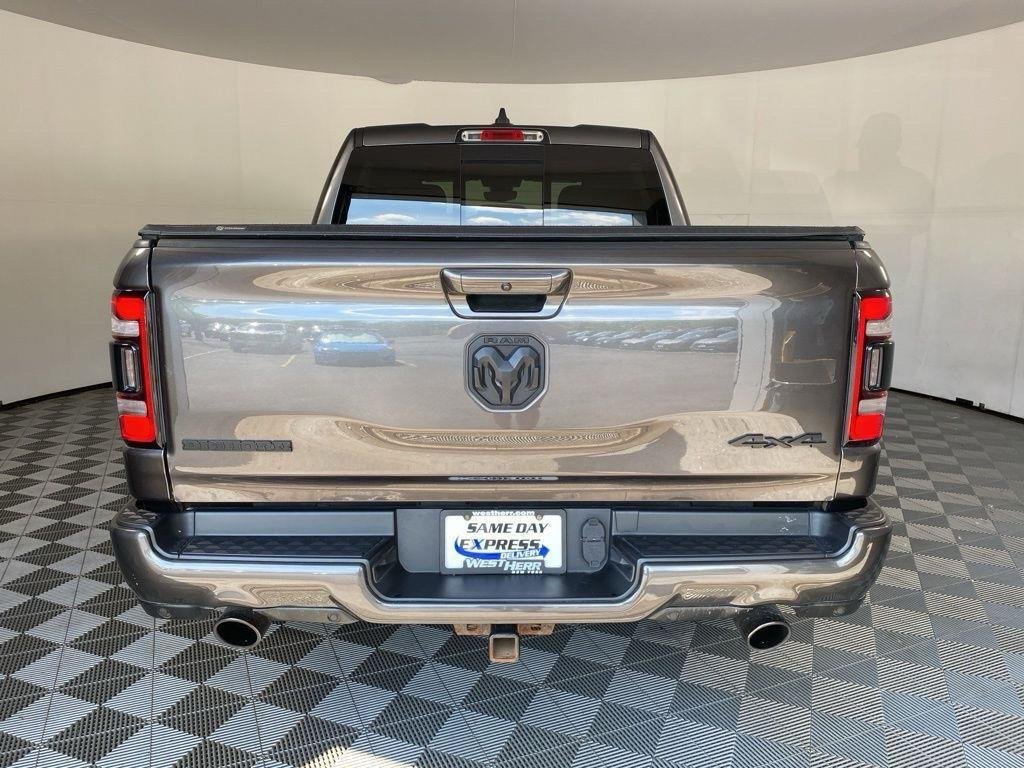 Used 2022 Granite Crystal Metallic Clear Ram Big Horn/Lone Star image 15