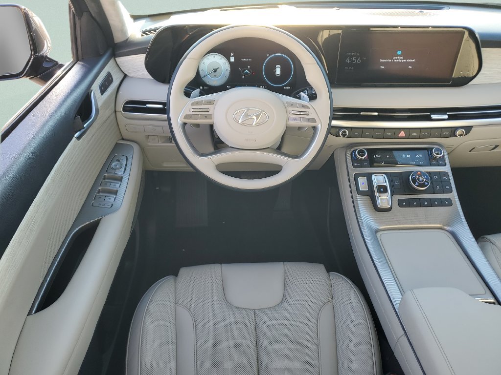 Used 2024 Gray Hyundai Calligraphy image 12