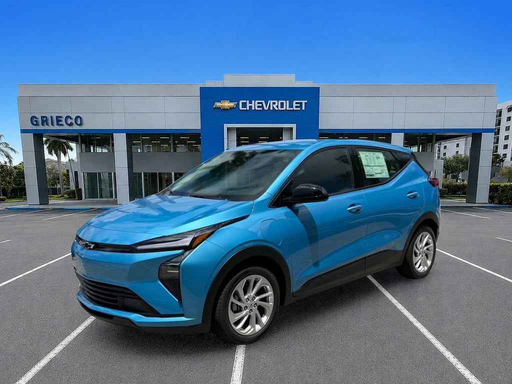 New 2027 Marina Blue Metallic Chevrolet LT image 3