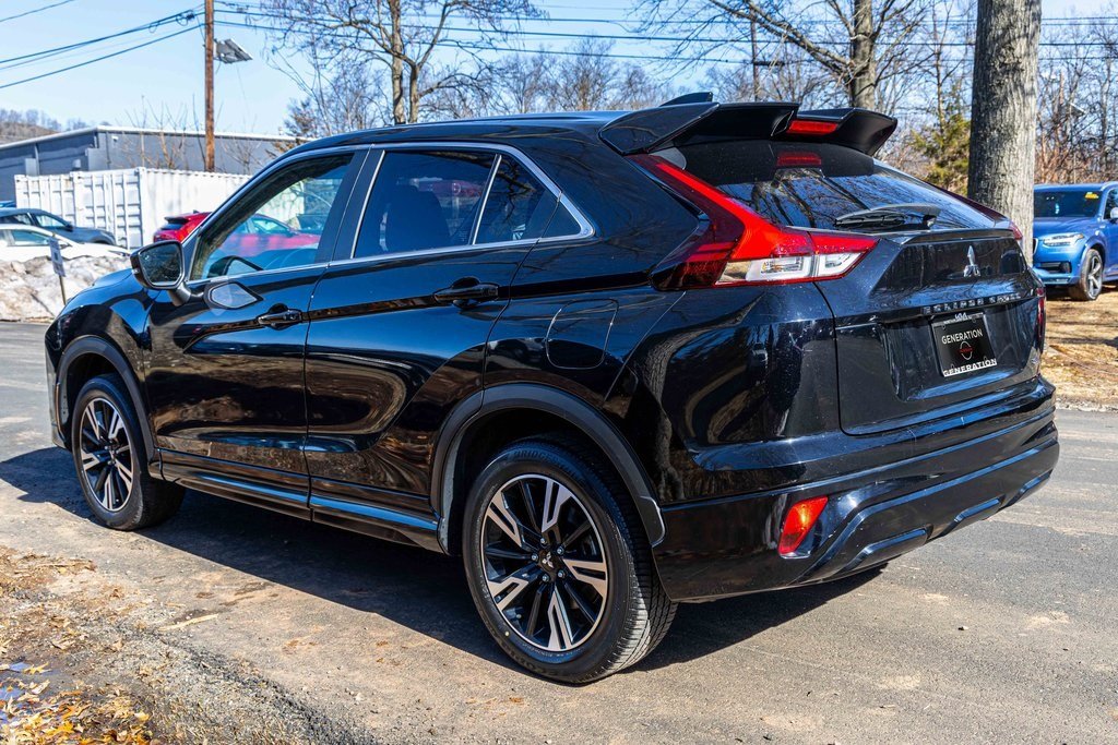 2023 Mitsubishi Eclipse Cross SE photo 4