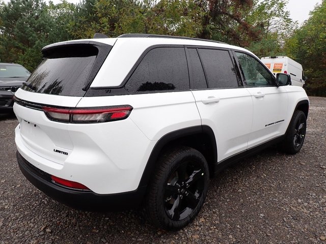 New 2025 Bright White Clear-Coat Exterior Paint Jeep Limited image 7