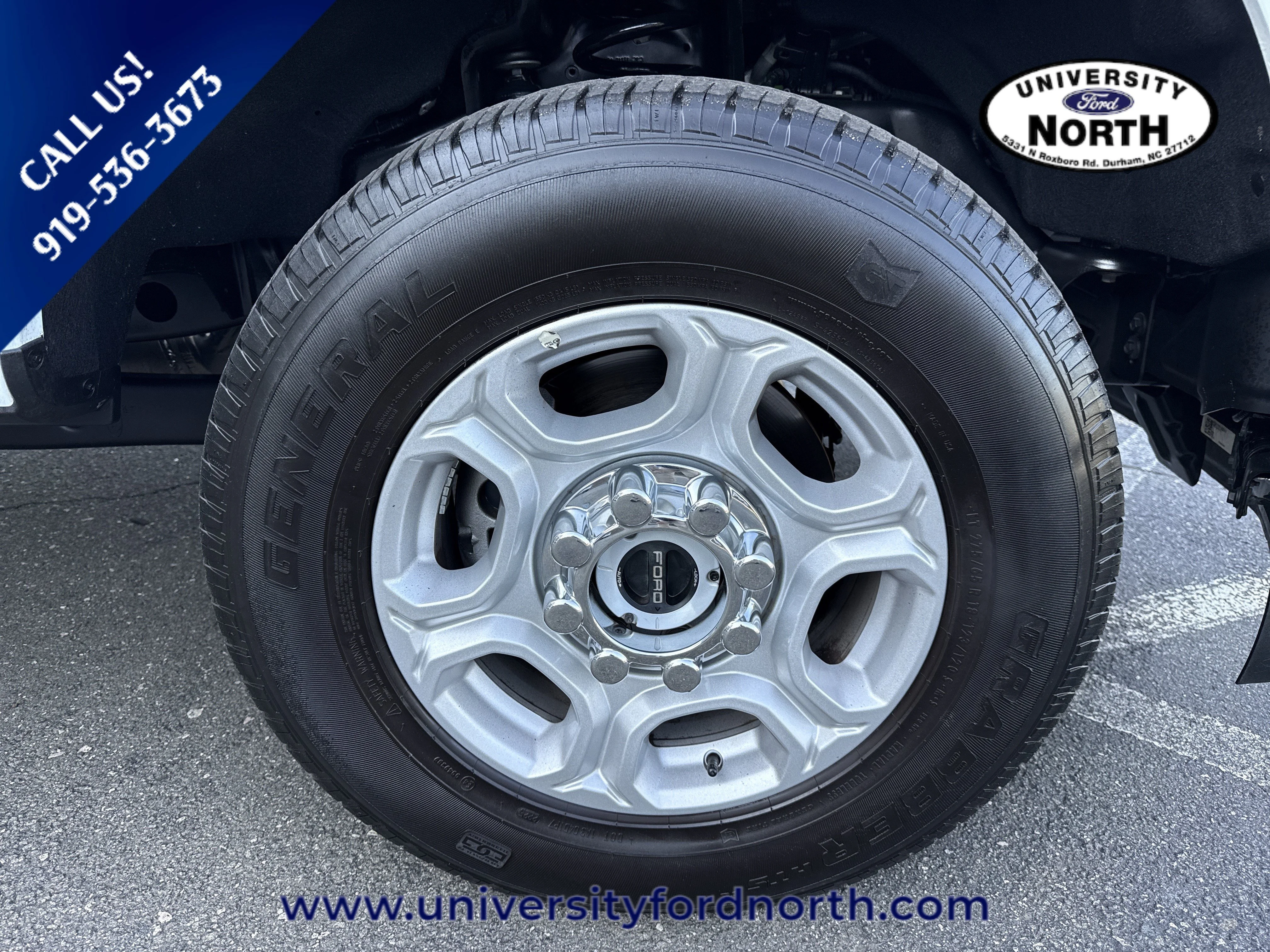 Used 2026 Oxford White Ford XLT image 9