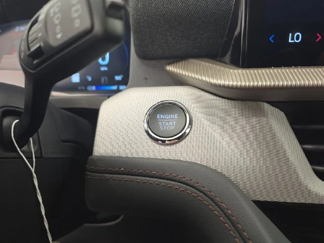 New 2026 Carbonized Gray Metallic Ford Active image 33