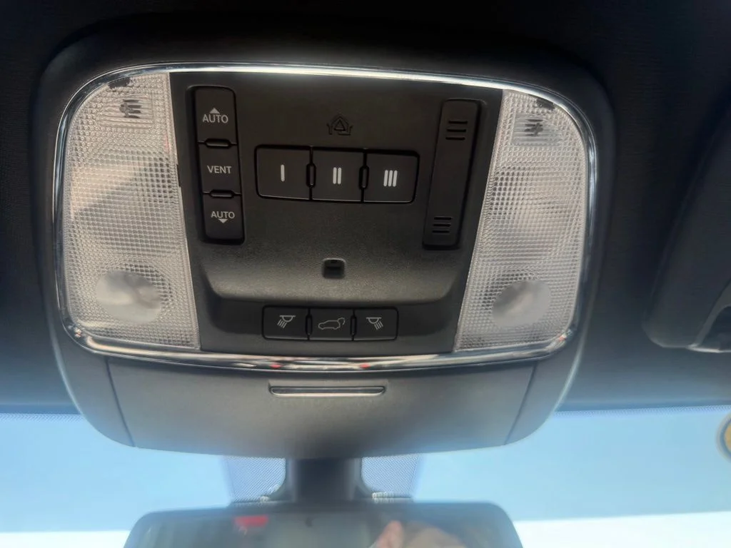 Used 2015 Brilliant Black Crystal Pearlcoat Jeep Limited image 29