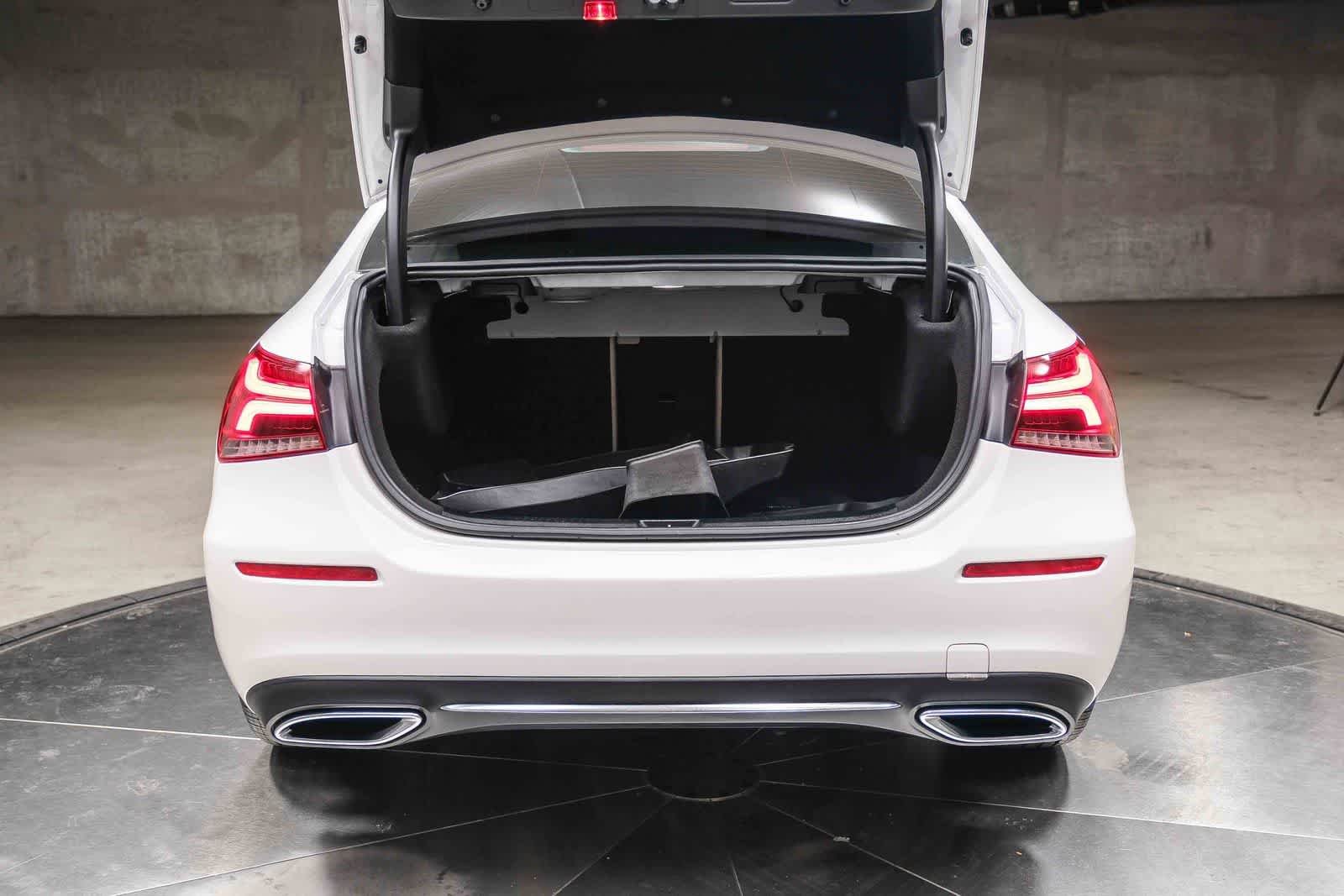 Used 2019 Polar White Mercedes-Benz A 220 image 28