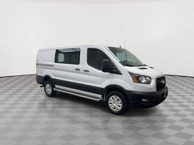 Used 2025 Oxford White Ford 250 image 32