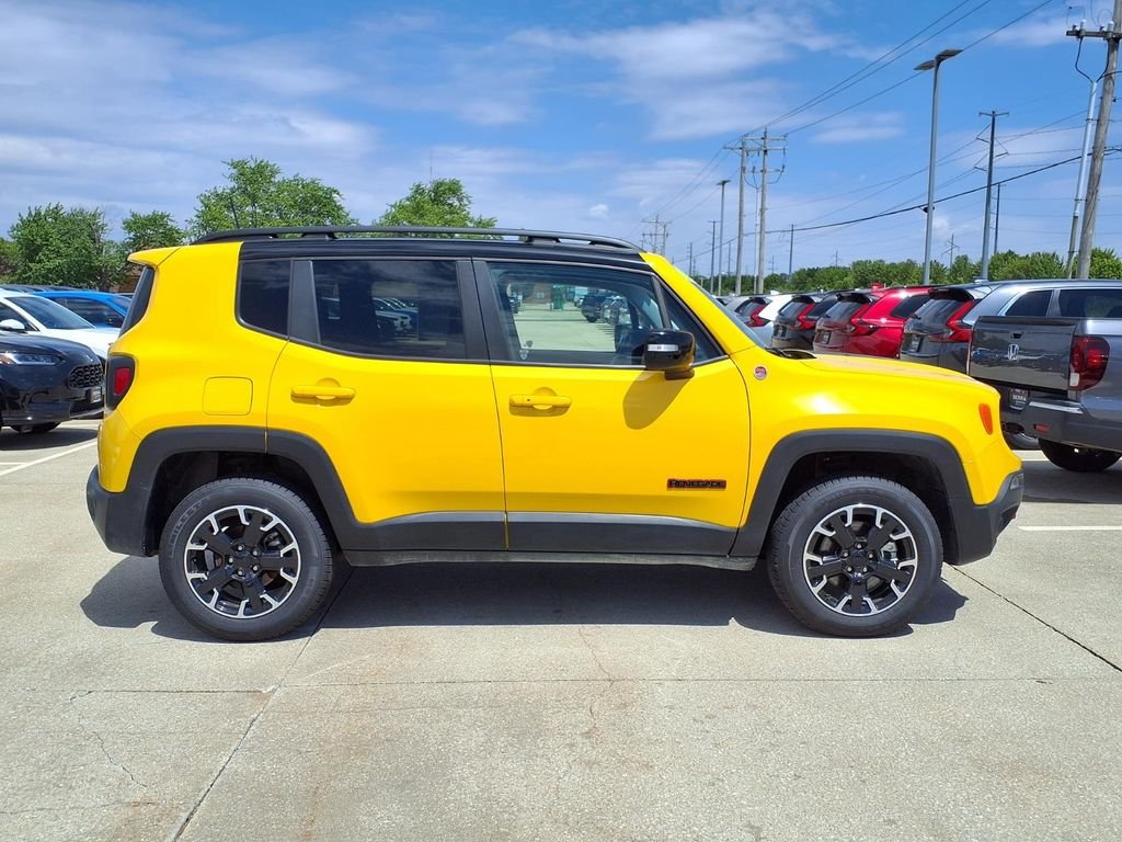 Used 2023 Solar Yellow Clearcoat Jeep Trailhawk image 18