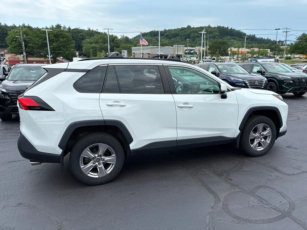 Used 2022 White Toyota XLE image 8