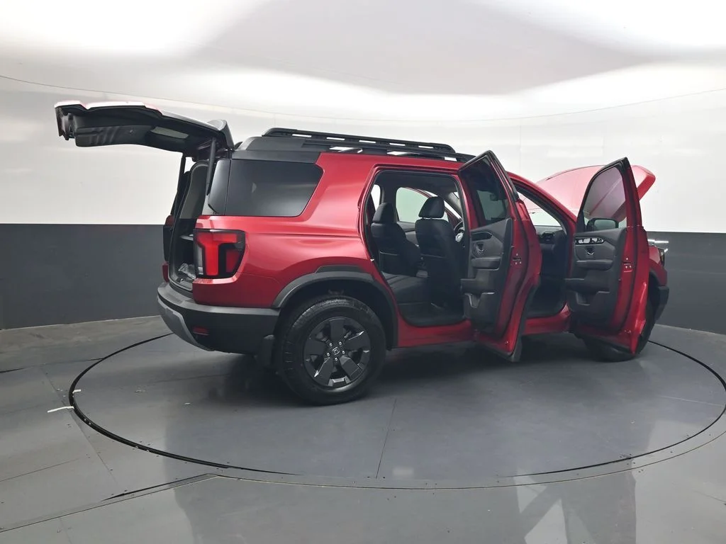 New 2026 Radiant Red Metallic II Honda RTL image 43