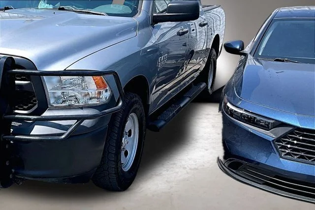 Used 2019 Silver Ram Tradesman image 1