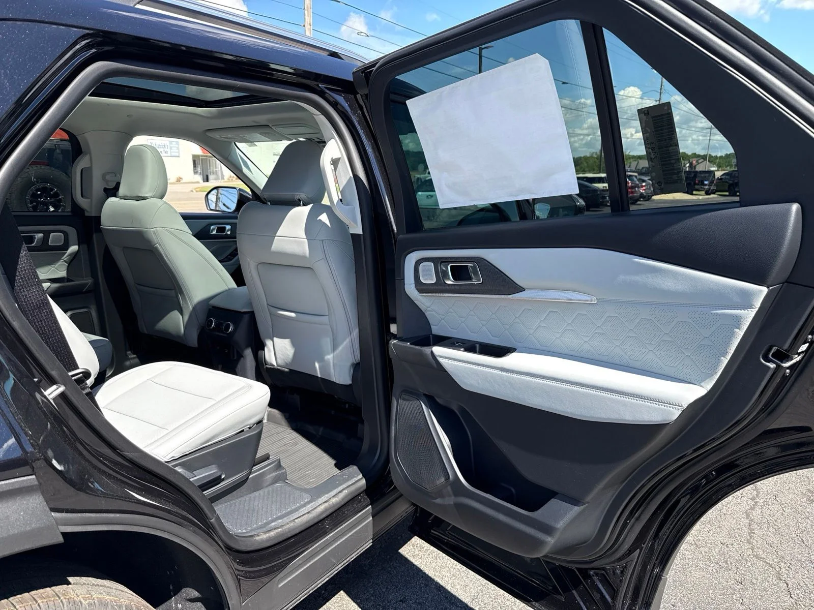 New 2026 Agate Black Metallic Ford Platinum™ image 43