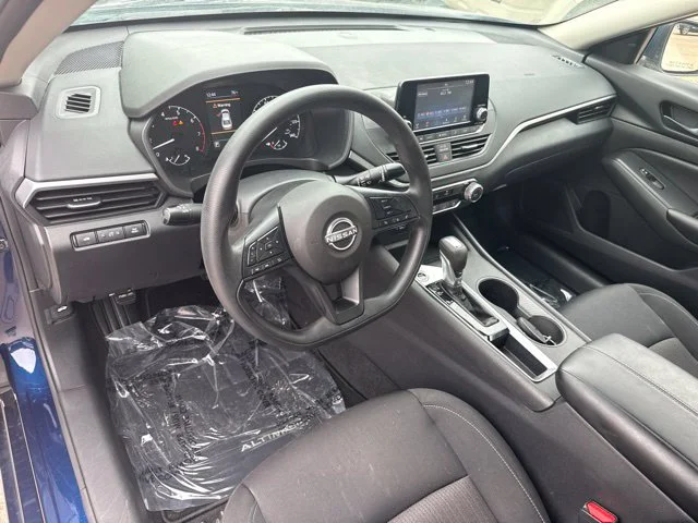 Used 2023 Blue Nissan 2.5 S image 15