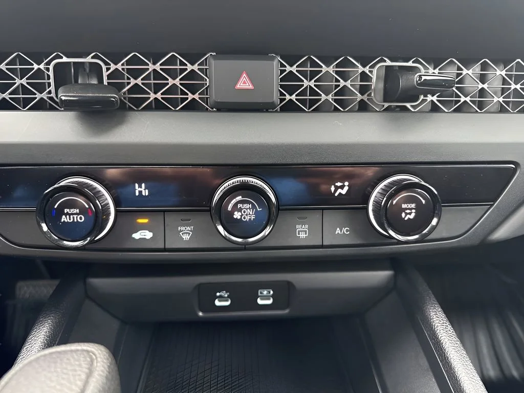Used 2024 White Honda LX image 16