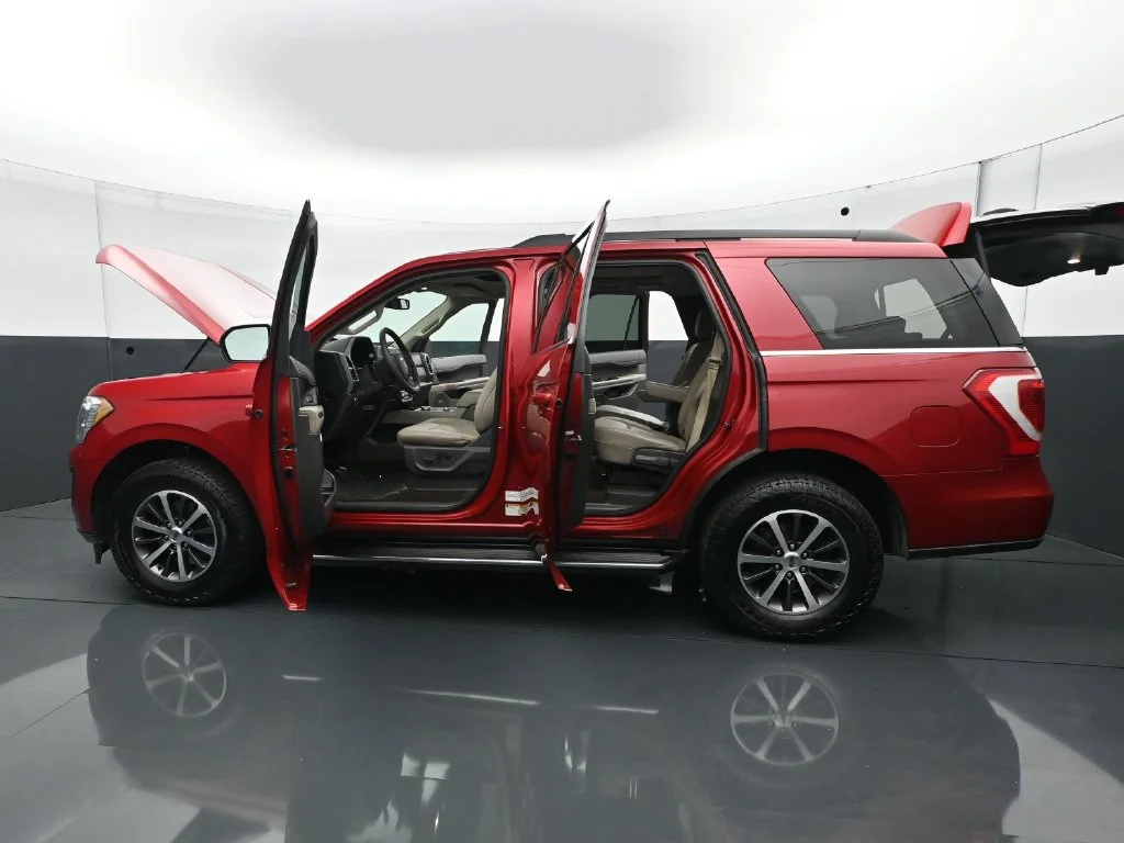 Used 2020 Red Metallic Ford XLT image 30
