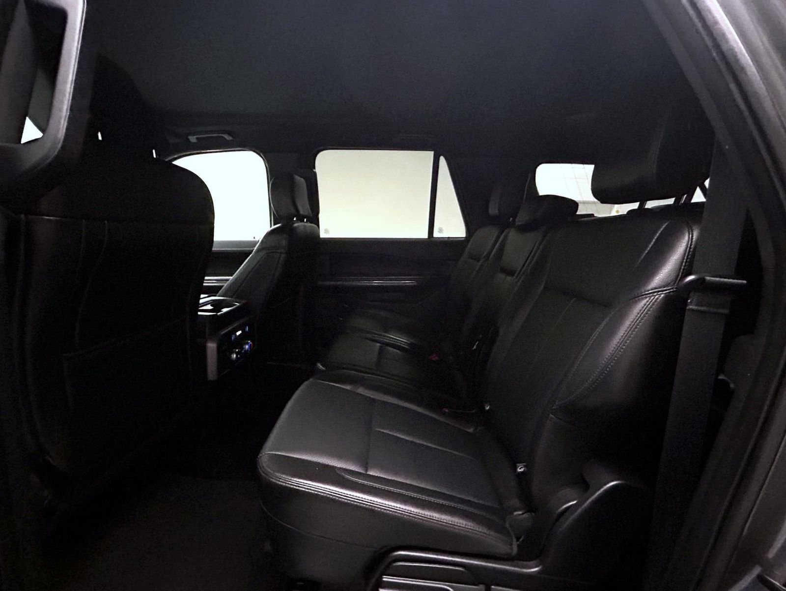 Used 2018 Gray Ford XLT image 19