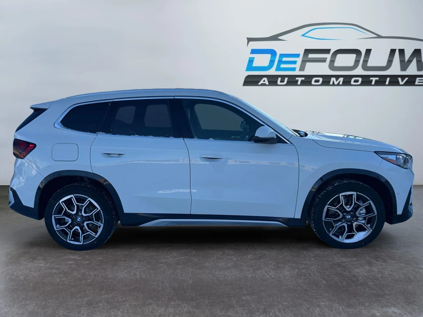 New 2026 Alpine White BMW xDrive28i image 12