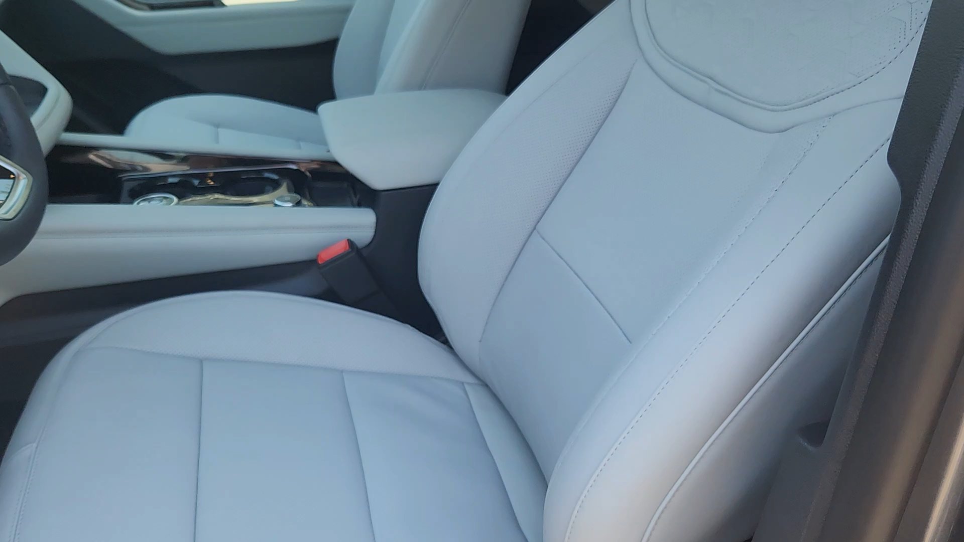 New 2026 Carbonized Gray Metallic Ford Platinum image 21
