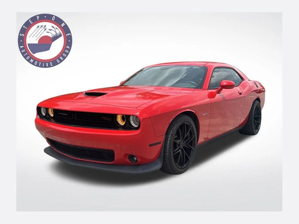 Used 2019 Red Dodge R/T image 1