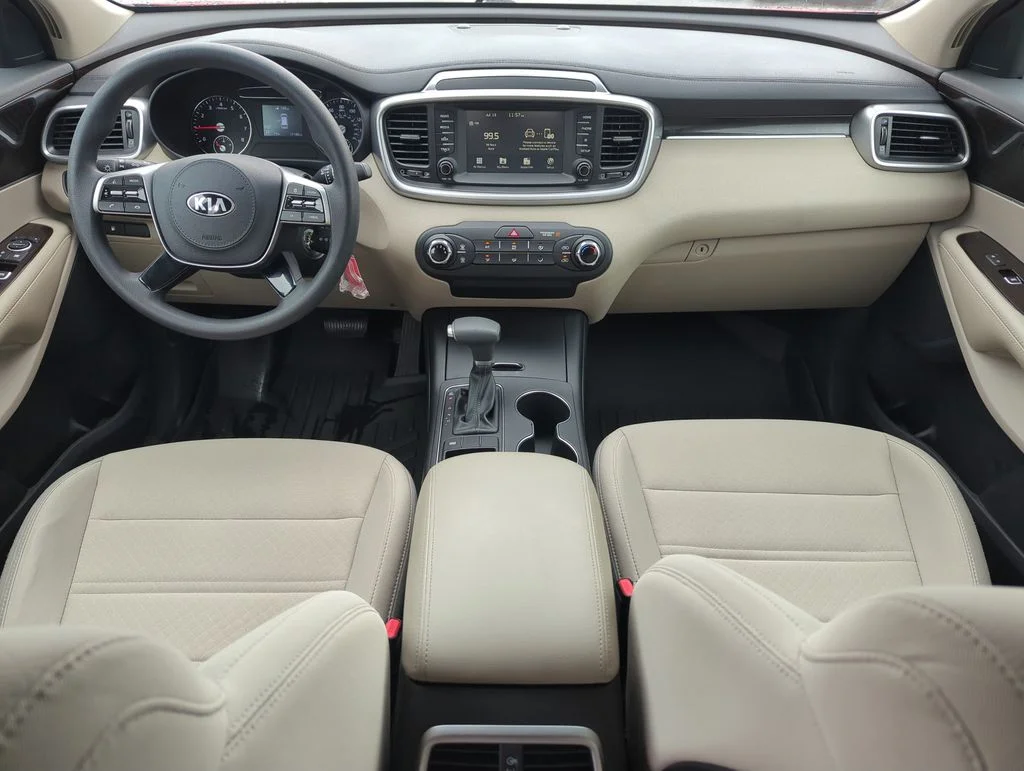 Used 2019 Red Kia LX image 15