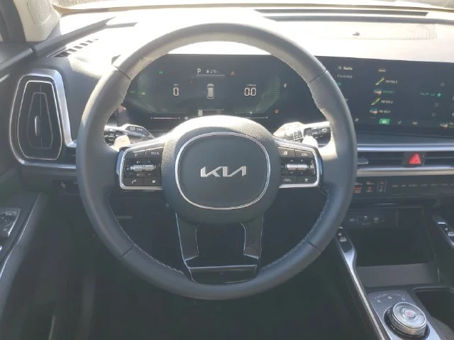 Used 2025 White Kia EX image 12