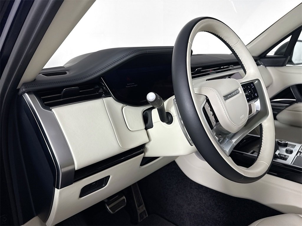 2023 Land Rover Range Rover Autobiography photo 4