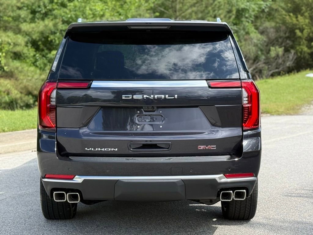 2026 GMC Yukon XL Denali - Photo 12