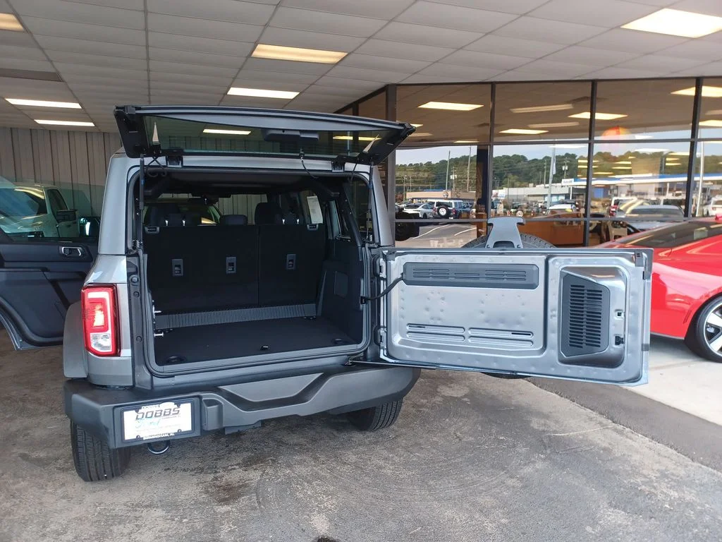 2025 Ford Bronco 4-Door Base - Photo 13