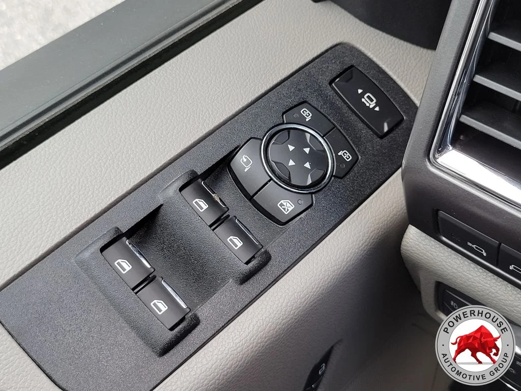 Used 2018 Black Ford XLT image 26