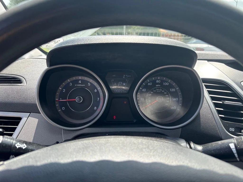 Used 2016 Blue Hyundai SE image 23
