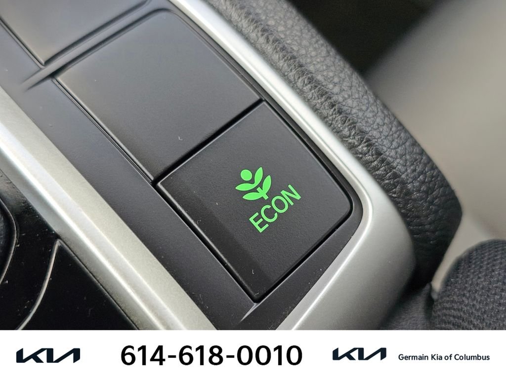 Used 2017  Honda EX image 33