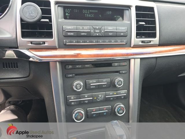 Used 2011 Black Lincoln Base image 13