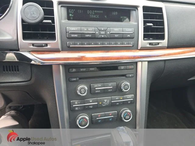 Used 2011 Black Lincoln Base image 13