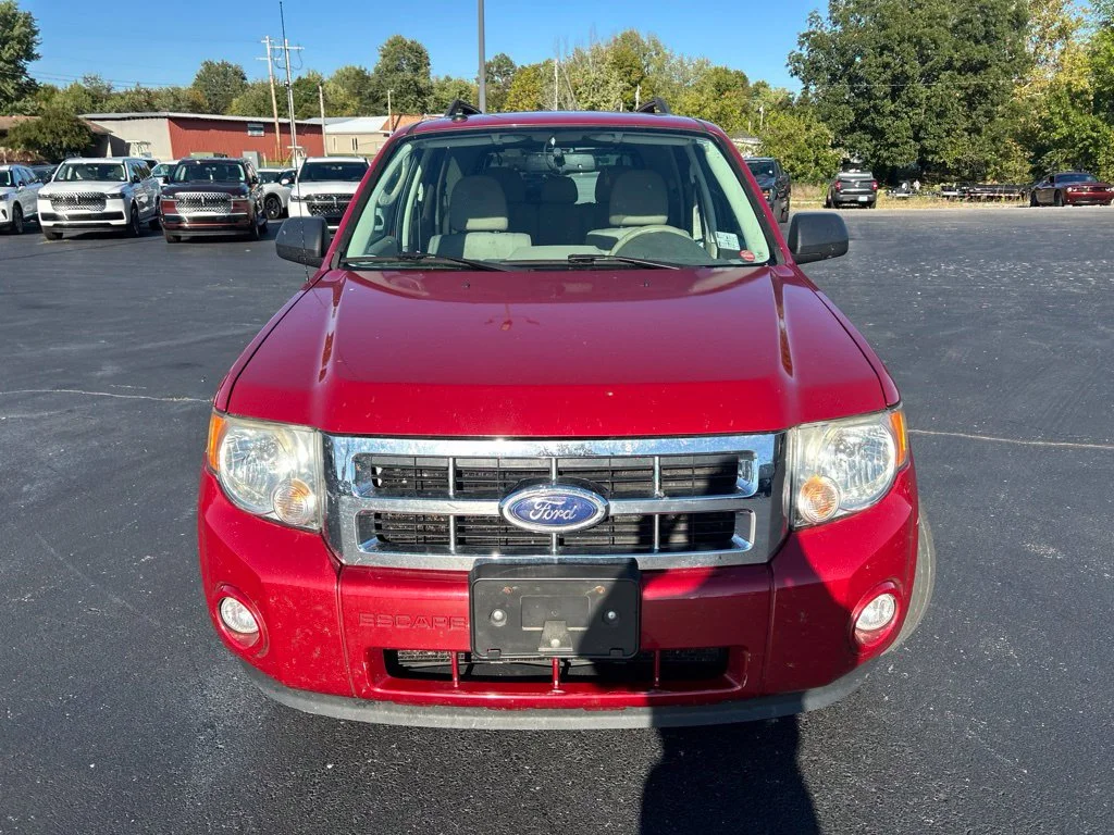 Used 2011 Ford Escape XLT with VIN 1FMCU9DG8BKC04433 for sale in Mayfield, KY