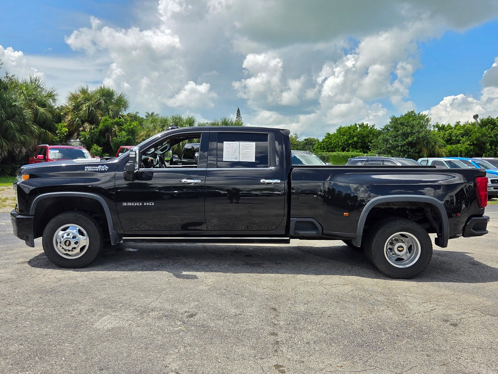 Used 2022 Mosaic Black Metallic Chevrolet High Country image 2