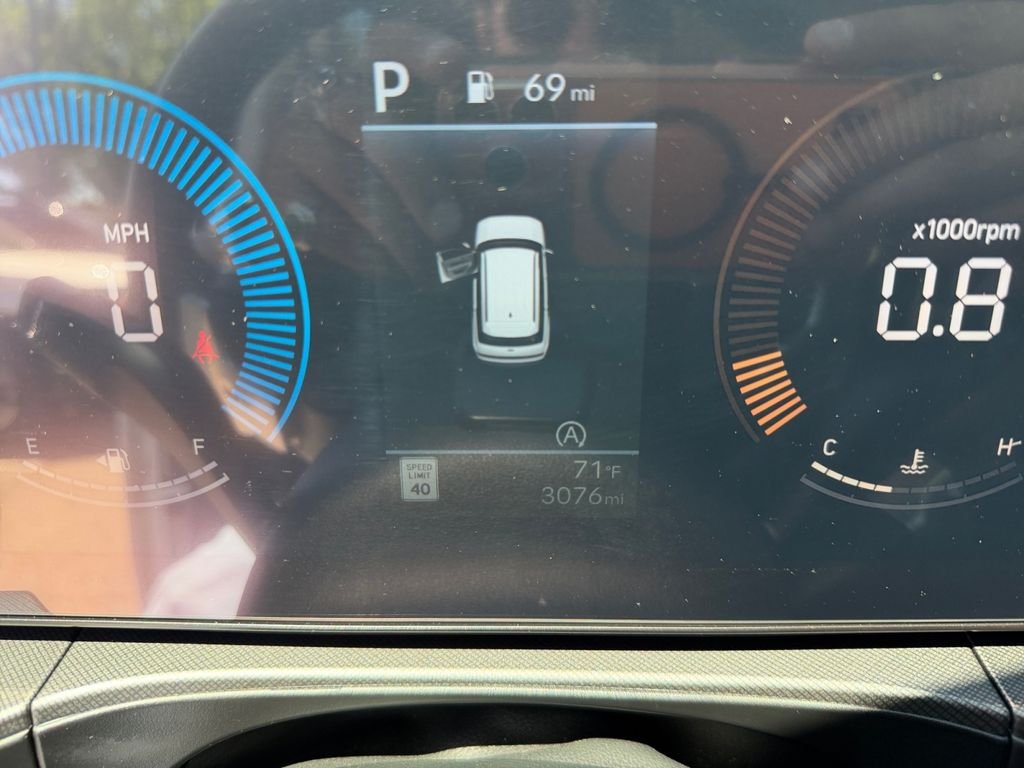 Used 2025 White Hyundai XRT image 10