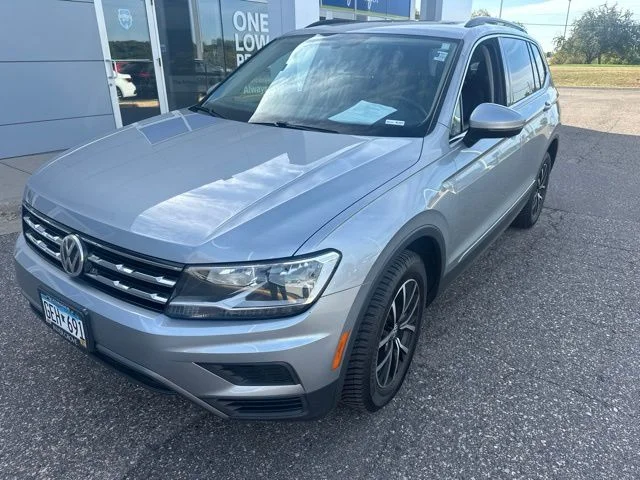 Used 2021 Silver Metallic Volkswagen 2.0T SE image 7