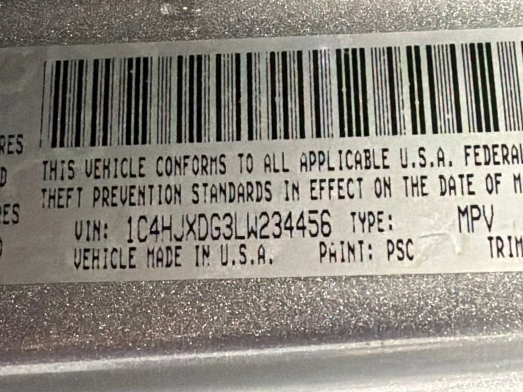 Used 2020 Billet Silver Metallic Clearcoat Jeep Willys image 41