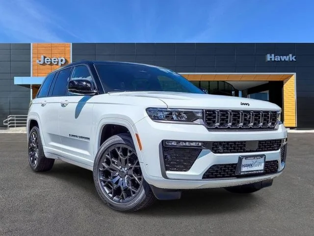 2026 Jeep Grand Cherokee Summit 4x4's photo
