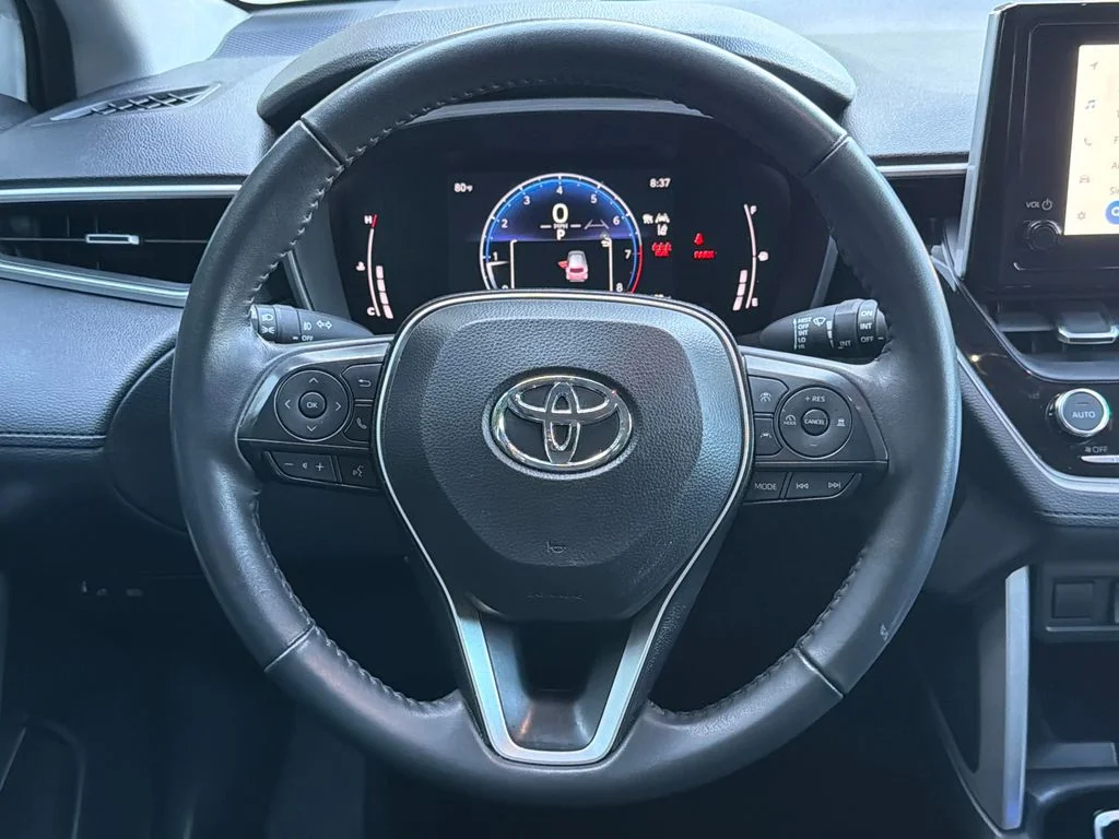 Used 2024 Beige Toyota XLE image 23