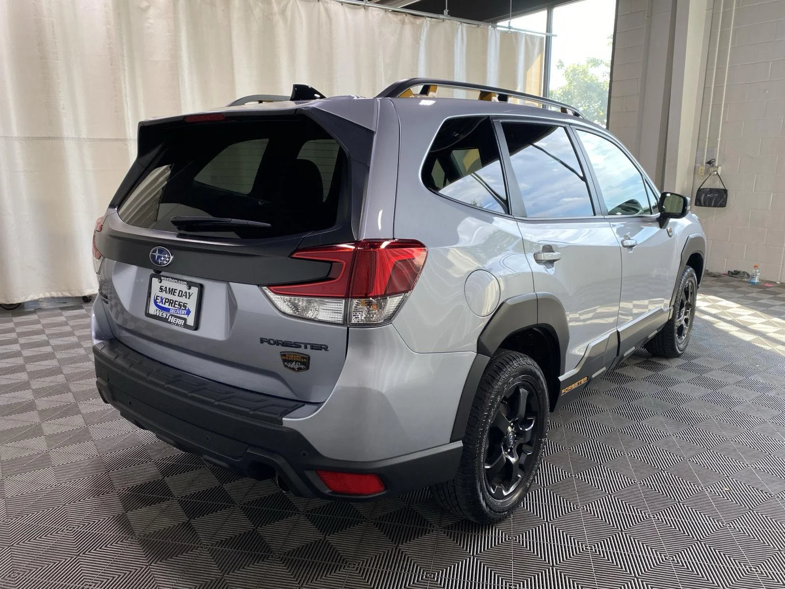 Used 2024 Magnetite Gray Metallic Subaru Wilderness image 7
